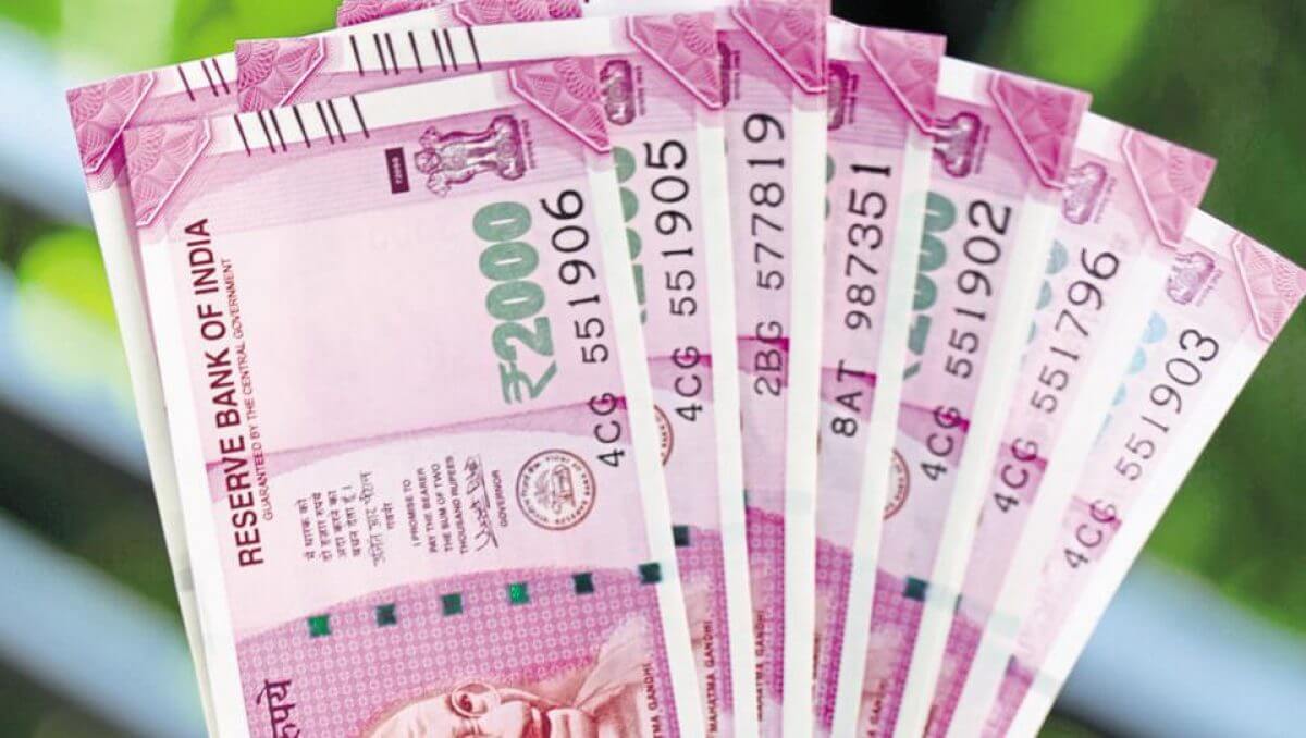 Features of the new Rs 2000 currency notes