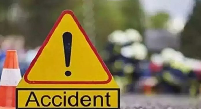 two death in car and bike accident in Aurangabad