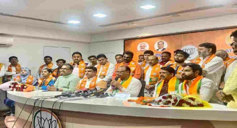 Shailesh Pandey joins BJP: उद्धव ठाकरे गटाचे राष्ट्रीय प्रवक्ते शैलेश पांडे यांचा भाजपामध्ये प्रवेश