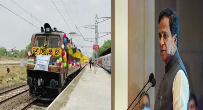 Dhule-Dadar Express