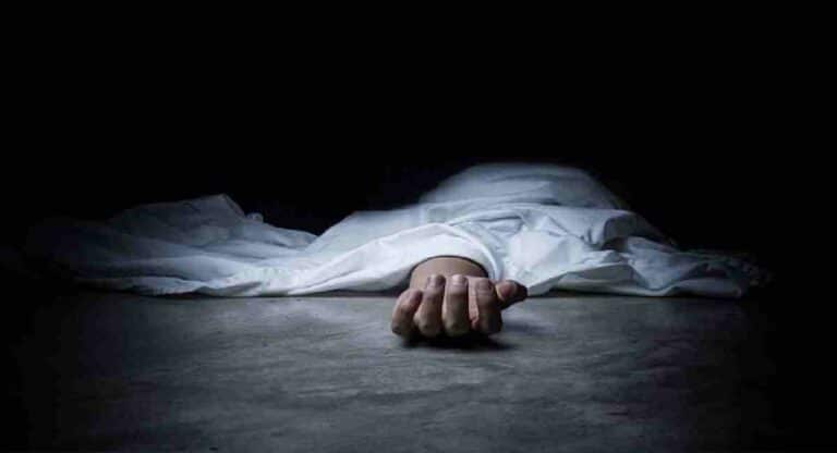 Died : जमावाच्या मारहाणीत पोलीस अधिकाऱ्याच्या भावाचा मृत्यू; चोर समजून केली मारहाण