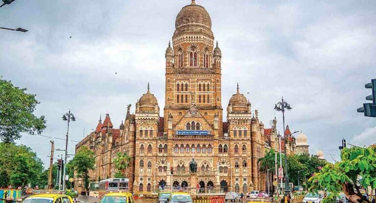 BMC Mumbai : महापालिकेतील पी. वेलारसु यांची बदली होणार कधी? जनतेला पडला प्रश्न