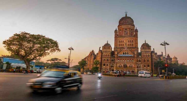 BMC Mumbai : मुंबईतील साडेतीन हजार वाहनतळाच्या ठिकाणांना वाहतूक पोलिसांची परवानगी नाही