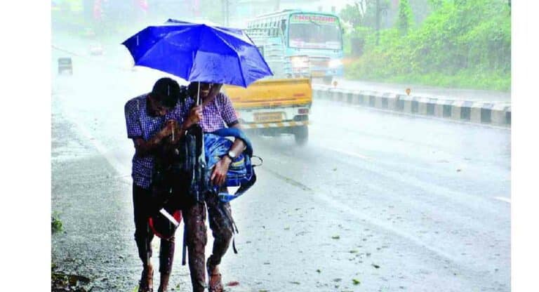 Monsoon : पाऊस उशिराने नाही तर ‘या’तारखेला येणार