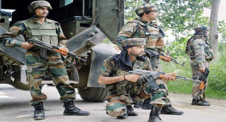 Jammu Kashmir : सुरक्षा दलाकडून ५ दहशतवाद्यांचा खात्मा