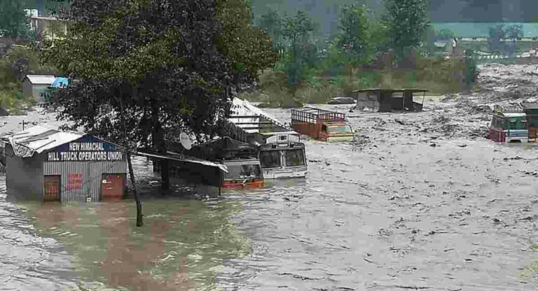 Heavy Rain : हिमाचल-उत्तराखंडमध्ये नद्यांना पूर; IMD कडून नागरिकांना सतर्कतेचा इशारा