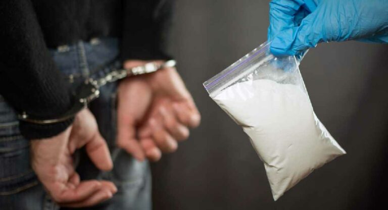 Drug Racket : आंतरराष्ट्रीय ड्रग्ज तस्करी रॅकेट DRI कडून उध्वस्त, १०० कोटींचे कोकेन जप्त
