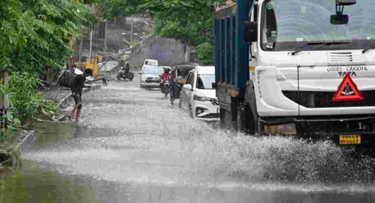 Heavy Rain : मुंबईसह राज्याच्या विविध भागात मुसळधार पाऊस, ११ जिल्ह्यांना अलर्ट