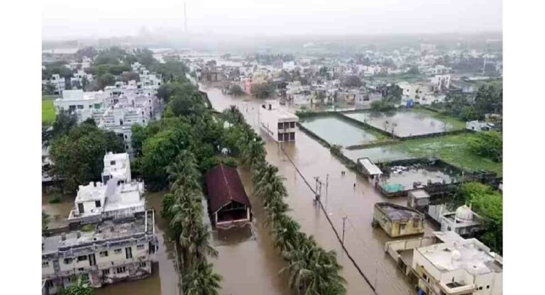 Heavy Rain : दिल्ली, महाराष्ट्रानंतर आता गुजरातमध्ये पावसाचा हाहाकार 