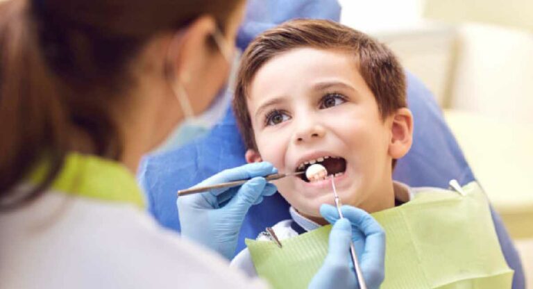 Teeth Test : मुंबईसह पालघरमधील १२०० शाळकरी मुलांच्या दातांची तपासणी