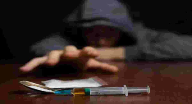 Punjab Drugs : पंजाबमध्ये नशा करणाऱ्यांच्या संख्येत वाढ; ड्रग्जमुळे १९ महिन्यात तब्बल २७२ मृत्यू