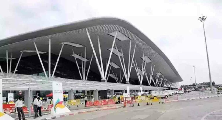Airport : देशातील 55 विमानतळांच्या एकूण ऊर्जा वापरात हरित ऊर्जेचा 100% वाटा