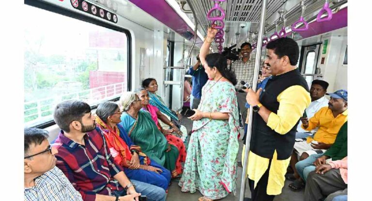 Pune Metro : कष्टकरी, कामगारांनी अनुभवली पुणे मेट्रोची सफर
