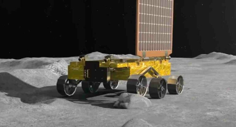 Chandrayaan 3च्या प्रज्ञान रोव्हरने चंद्रावर 8 मीटर पर्यंतचा केला प्रवास