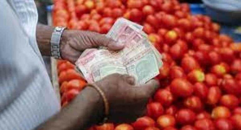 Tomato : टोमॅटो 50 रुपये किलोने विकण्याची केंद्राची  NCCF – NAFED ला सूचना