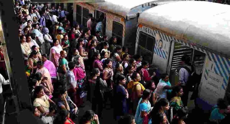 Central Railways : महिला प्रवासांची ‘ही’ मागणी आता लवकरच पूर्ण होणार; मध्य रेल्वेने घेतला पुढाकार