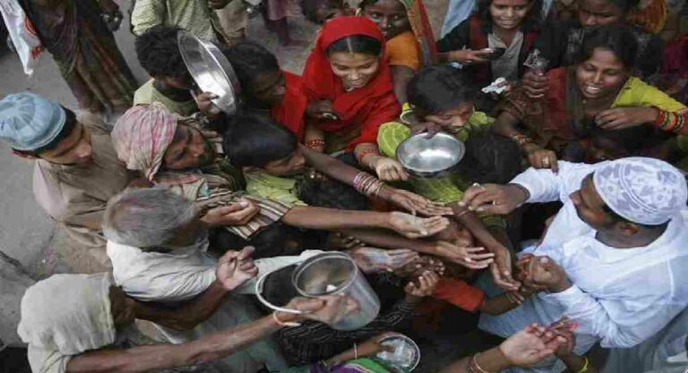 Beggars In Pakistan : पाकिस्तान भिकाऱ्यांचा निर्यातदार ?; जगभरातील 90 टक्के भिकारी पाकिस्तानी असल्याचा अहवाल.. काय म्हणाले अधिकारी