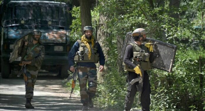 Jammu and Kashmir : पाकव्याप्त काश्मीरमधील स्थानिक दहशतवाद्यांची मालमत्ता जप्त, जम्मू-काश्मीरचे पोलीस महासंचालक दिलबाग सिंग यांची माहिती