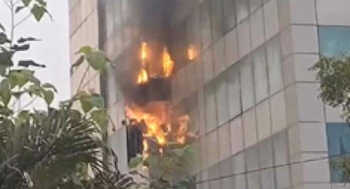 Navi Mumbai Fire : महापे येथे सात मजली इमारतीला भीषण आग