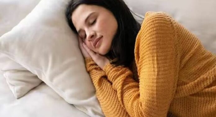Health Tips : गाढ झोपेसाठी करा 'हे' सोपे उपाय !