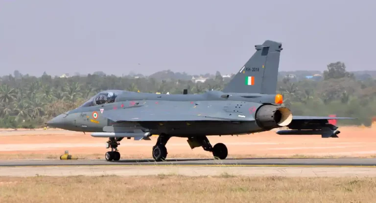 Indian Air Force : भारतातच होणार लढाऊ विमानांची निर्मिती