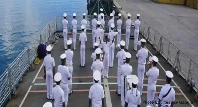 Naval Officers In Qatar : 8 माजी नौदल अधिकार्‍यांच्या सुटकेसाठी पाकिस्तानच्या ‘या’ मित्रदेशाला आवाहन