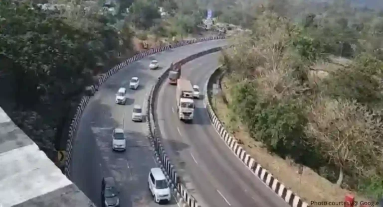 Mumbai-Pune Express Way : मुंबई-पुणे द्रुतगती महामार्गावरील वाहतूक कोंडी ३५ तासांनंतर सुटली, पोलिसांच्या प्रयत्नांना यश