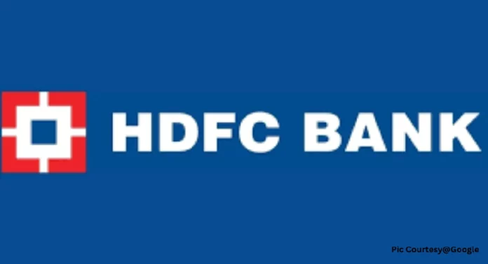 HDFC Bank Credit Cards : एचडीएफसी बँकेची २ कोटी क्रेडिट कार्ड वापरात 