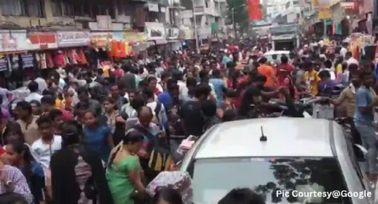 Dadar Ranade Road हातगाड्यांनी अडवला; शुन्य नंबरच्या नावाखाली वाढल्या ‘या’ गाड्या