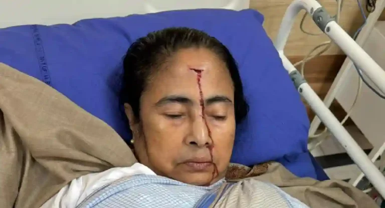 Mamata Banerjee : २०१९च्या लोकसभेच्या वेळी पायाला मार, तर २०२४ मध्ये डोक्याला मार; ममता बॅनर्जींची खेळी कि अपघात ?
