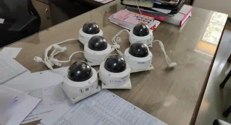 पिंपरी-चिंचवडमधील शाळेत मुलींच्या स्वछतागृहात CCTV कॅमेरे