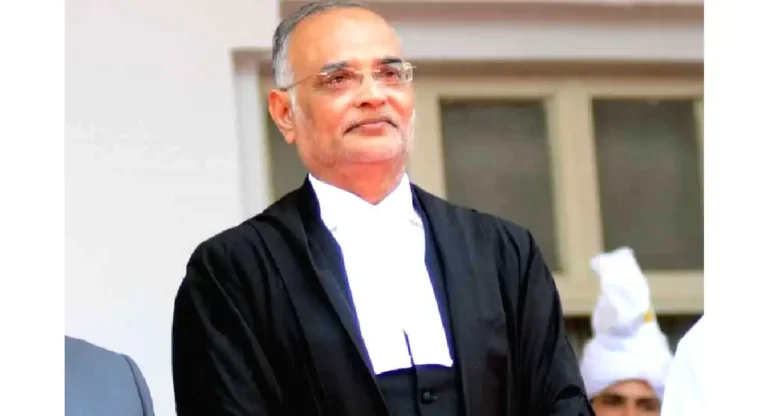 निवृत्तीनंतरही कामाचा धडाका ठेवणारे दिल्ली उच्च न्यायालयाचे मुख्य न्यायाधीश Dheerubhai Patel