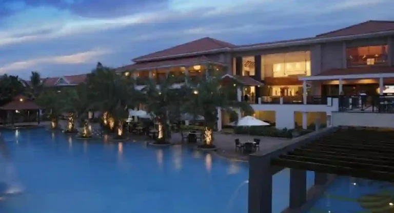 luxury resorts in bangalore : बेंगळुरूमधील लक्झरी रिसॉर्ट शोधताय, मग ‘ही’ बातमी वाचाच…