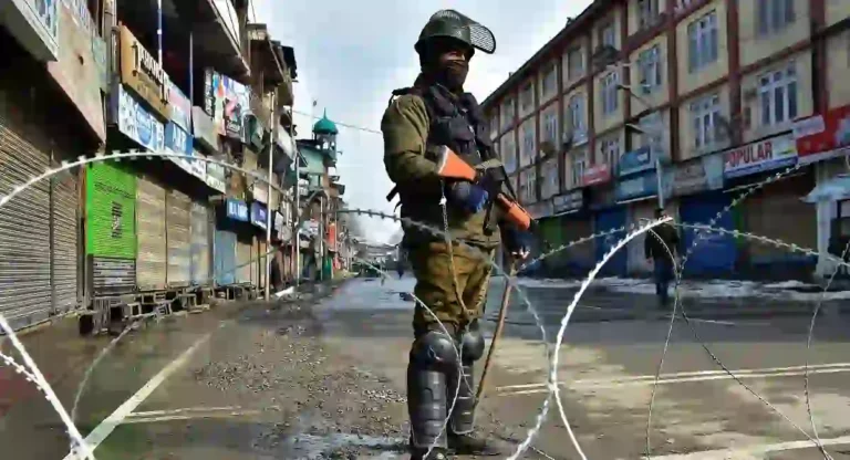 Jammu – Kashmir : जम्मू-काश्मीरमधील आणखी एका संघटनेवर बंदी; फुटीरतेला प्रोत्साहन देत असल्याचा आरोप