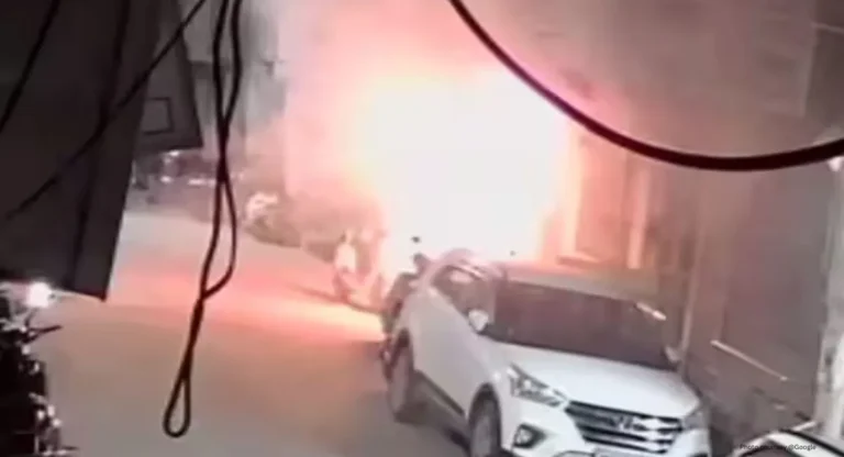 Chhatrapati Sambhaji Nagar : छत्रपती संभाजीनगरमध्ये कपड्याच्या दुकानाला भीषण आग, एकाच कुटुंबातील ७ जणांचा मृत्यू