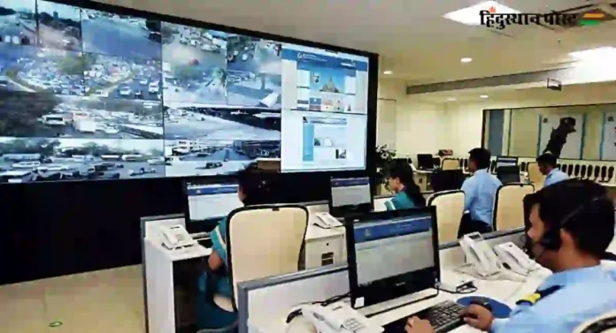 Mumbai Disaster Management Control Room : मुंबईच्या कानाकोपऱ्यात महापालिकेची नजर; २४ विभाग कार्यालयातून सीसीटीव्ही वर लक्ष