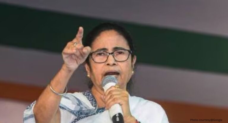 Mamata Banerjee: ममता बॅनर्जी यांनी प्रचारादरम्यान मोदींवर केली टीका, भाजपाकडून निवडणूक आयोगाकडे तक्रार दाखल